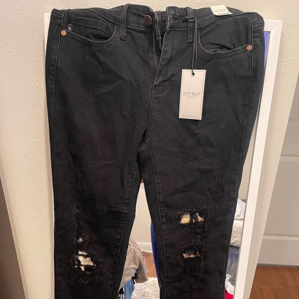 New Judy Black Skinny Fit Distressed with animal print patches Jeans Size 5/27